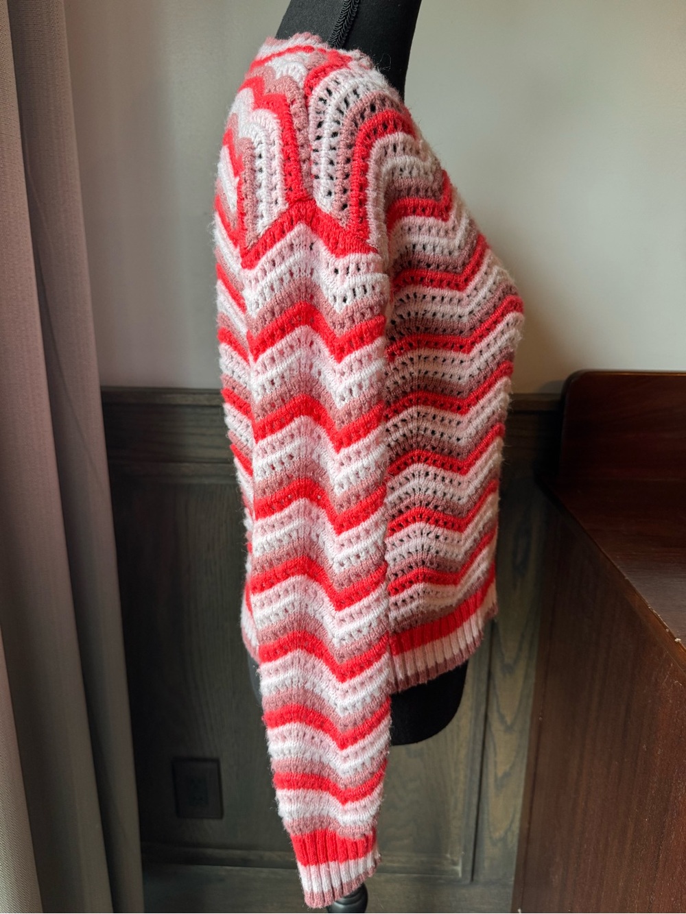 Maurice’s Women’s Pink & Coral Striped V-Neck Button Cardigan Sweater XS - Picture 5 of 7